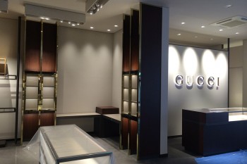 GUCCI神戸三田アウトレット 什器・壁面造作工事